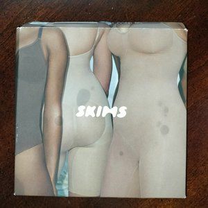 Skims Sculpting Low Back Womens Bodysuit One Piece Clay	XXS/XS